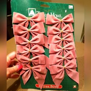 Vintage Mauve Velvet Tree Bows